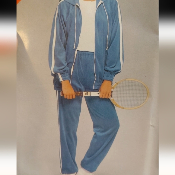 80's Womens Track Suit sewing pattern See & Sew 5335 by Butterick  - Picture 5 of 15
